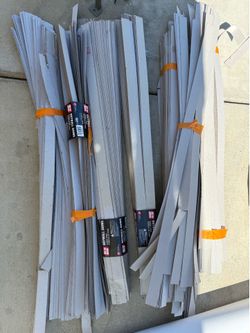 600+ dry wall shims