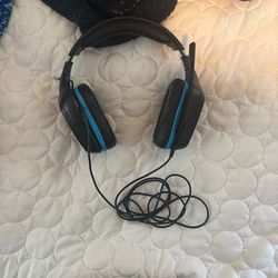 Gaming headset