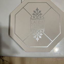 Laura Geller Eye Shadows