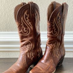 Ariat Women’s Boots 7.5 