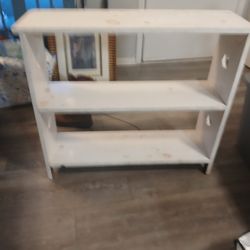 VINTAGE FARMHOUSE/ COTTAGE STYLE wood shelf