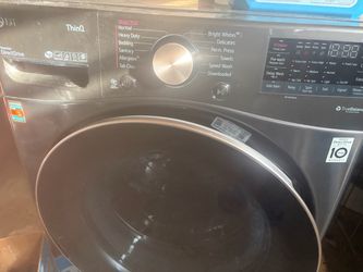 LG Washer and dryer - excellent condition