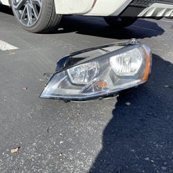 Vw Headlight Assembly-Valeo 5G0941005