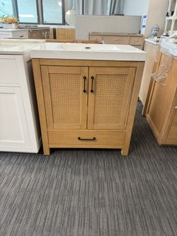 30” Bathroom Vanity In Wood Color 
