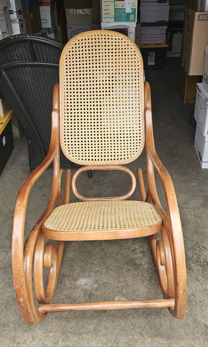 THONET Authentic Rocker