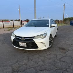 2015 Toyota Camry SE ** For sale **