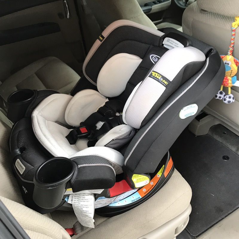 4Ever 4-in-1 Car Seat featuring Safety Sorround Side Impact Protección