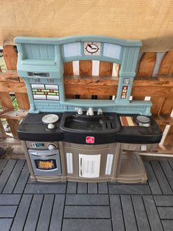 Kids play kitchen