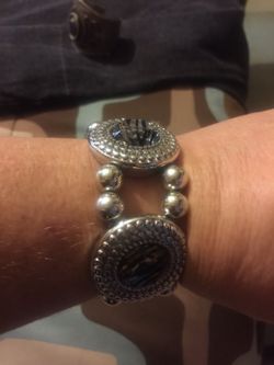 Braclette $4.00 each