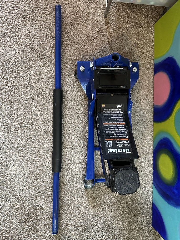 ***DURALAST LOW-PROFILE CAR JACK***