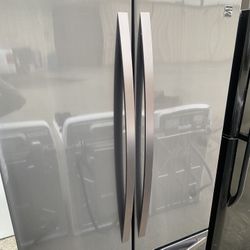 Refrigerator Kenmore 