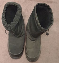 Snow Boots