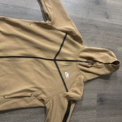 2    Xl Nike Tech Jackets 