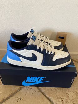 Air Jordan 1 Low OG UNC Mens size 10.5