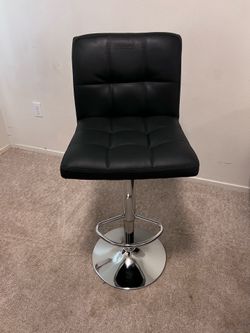 Bar stool