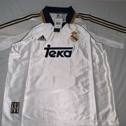 Adidas Real Madrid 1999/2000 Home Jersey Size: Large