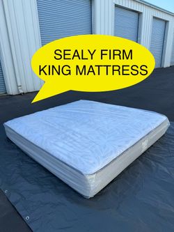 SEALY POSTUREPEDIC KING SIZE FIRM MATTRESS