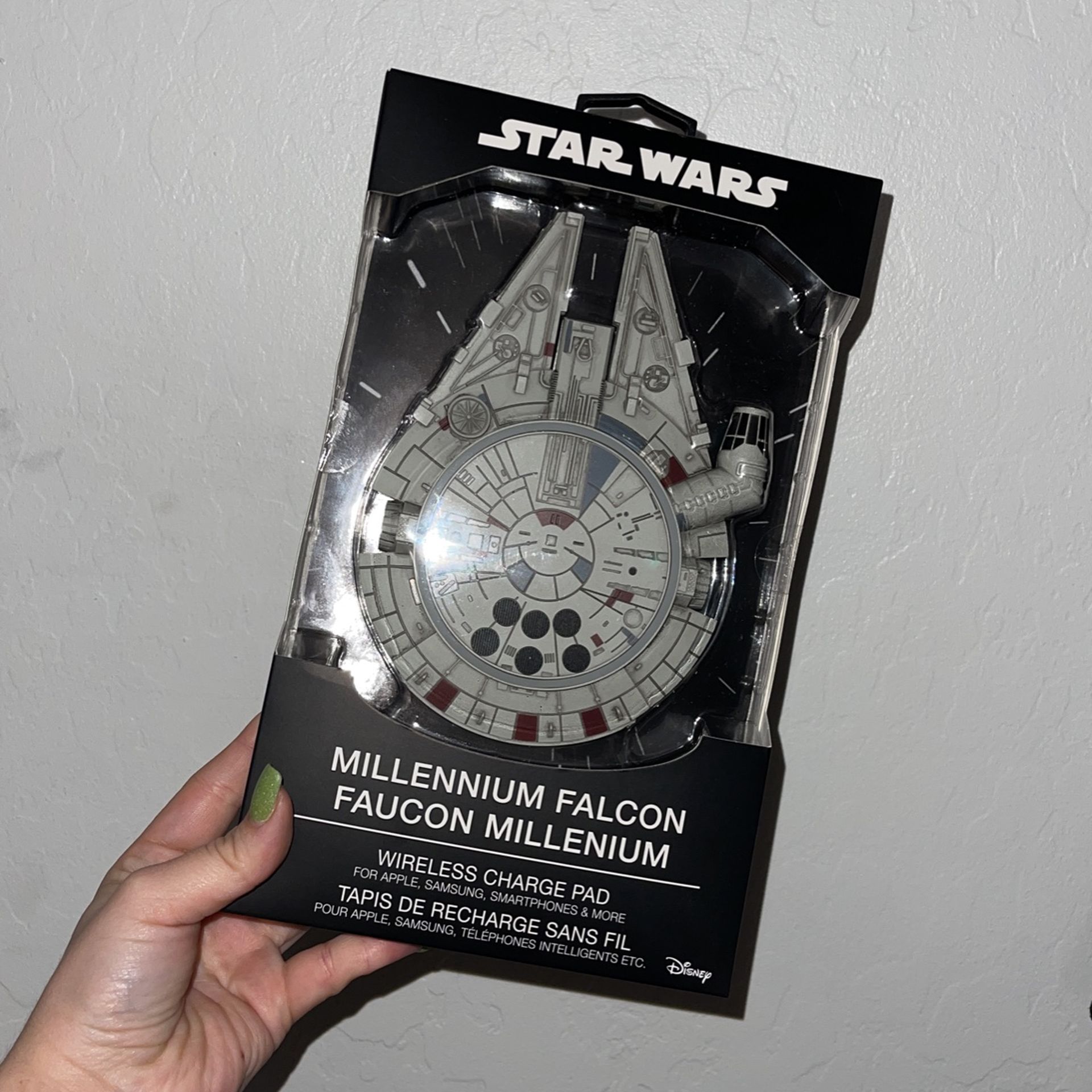 Limited Edition Disney Star Wars Millennium Falcon Wireless Charger