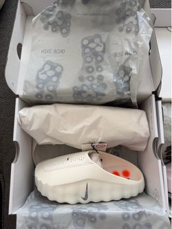 Nike Mind 001