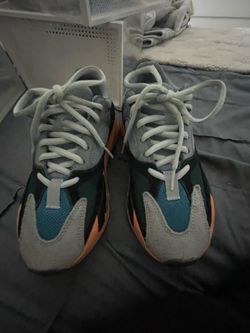 Yeezy 700 wave runner  wash orange