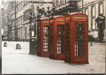 Britain’s Iconic Red phone box canvas