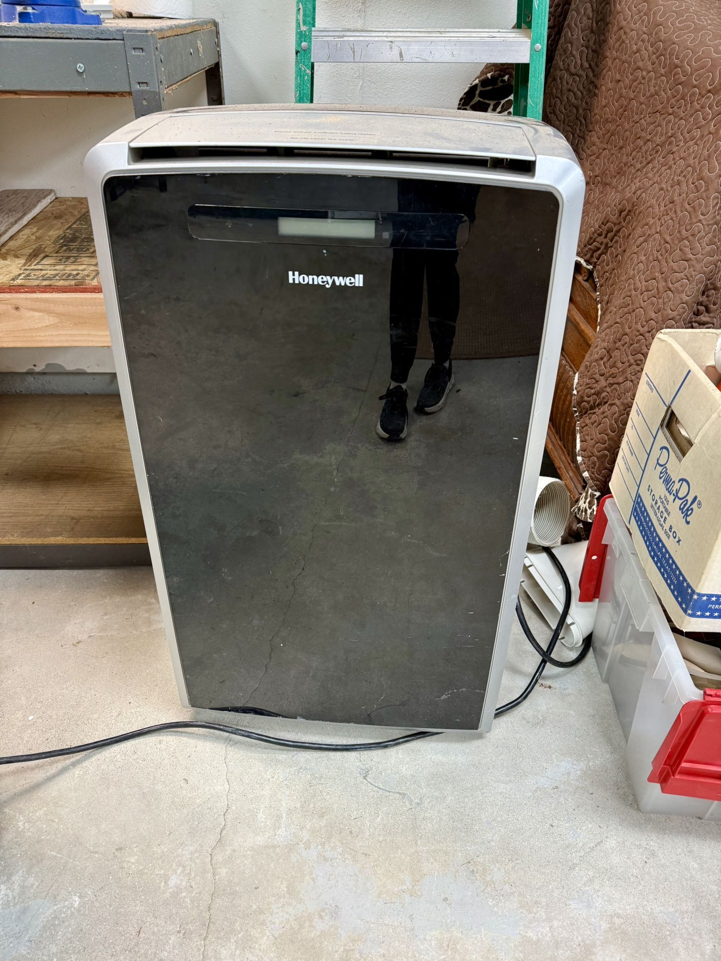 Free Air conditioner 