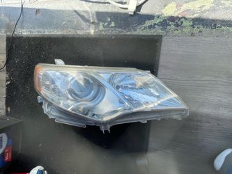 2012 Camry headlight