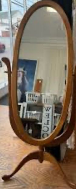 Oval vintage mirror