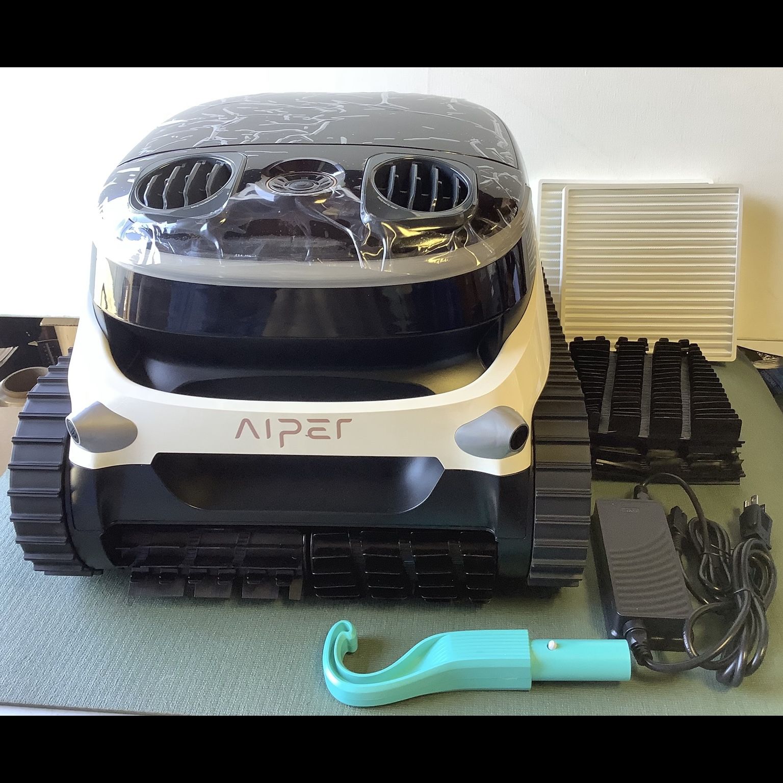 Aiper Pool Vacuum