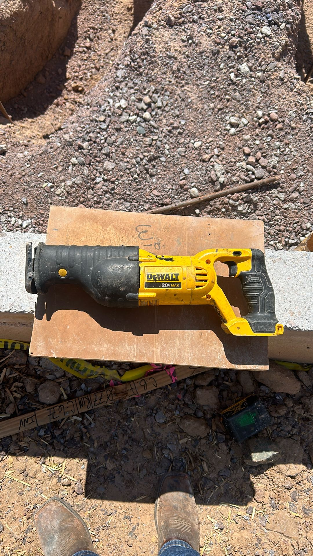 Dewalt