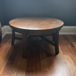 Round Coffee table