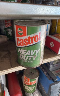 Vintage Castrol motor oil can full