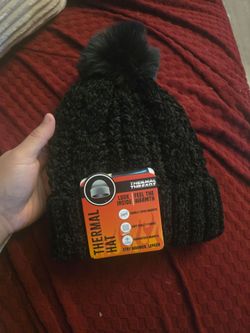 Thermal Threads Black Knit Pom Beanie