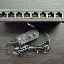 Netgear (GS108E) 8-Port Gigabit Managed Switch 