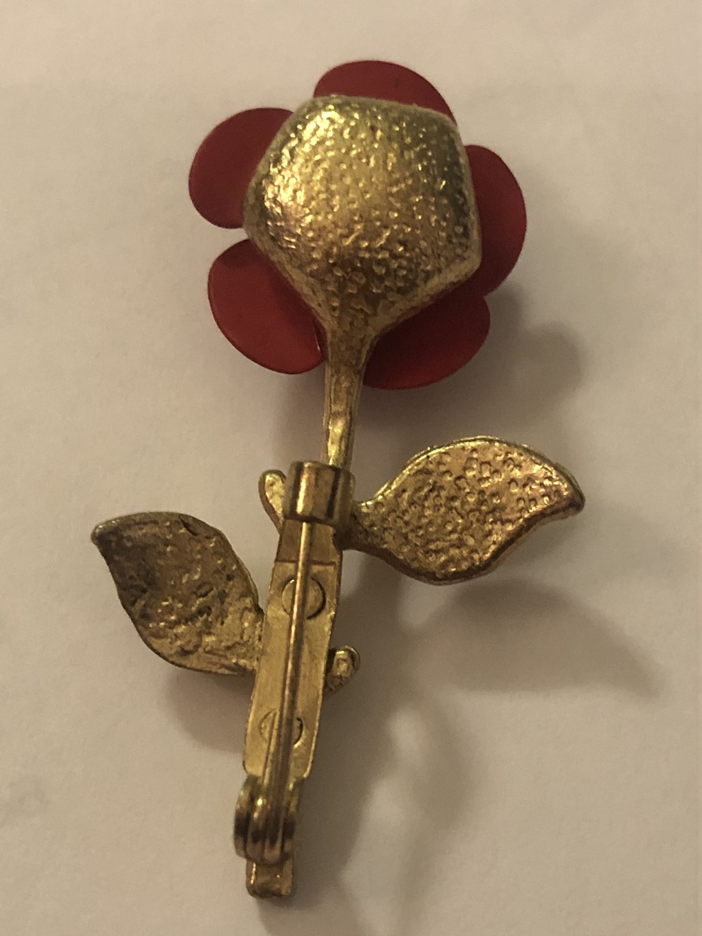 Vintage Gold Tones Red Rose Enamel Brooch Pin 