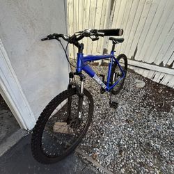 Blue Mountain Bike for Sale – Good Condition, Don’t Use Anymore Saving Up For An E Bike 