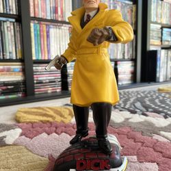 Ultra-Rare Dick Tracy statue by Electric Tiki Detective Comics Pulp G Man Gangster (2006)