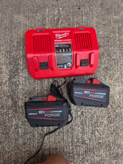 Bateria milwaukee m18 forge 12ah cargador doble rapido