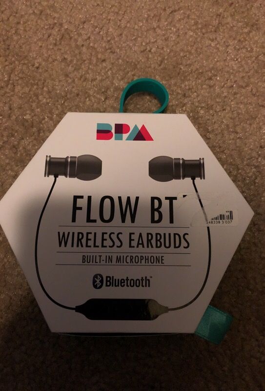 Wireless earbuds