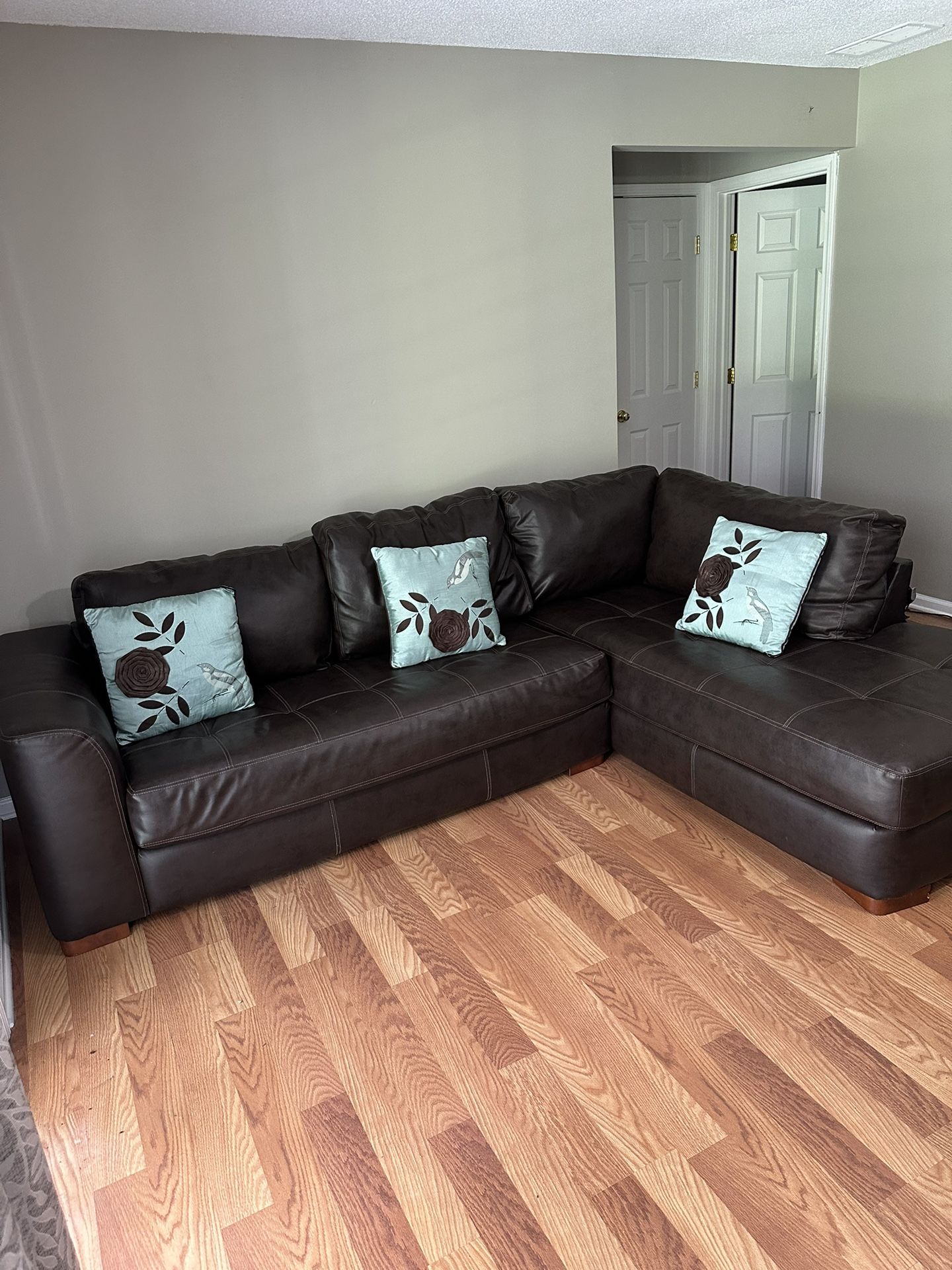 Beautiful Dark Brown Faux Leather Sectional Sofa with Chaise
