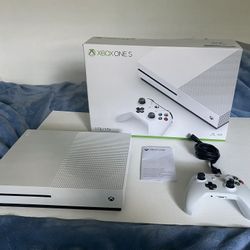 Xbox One S with box, power cord, original controller 
