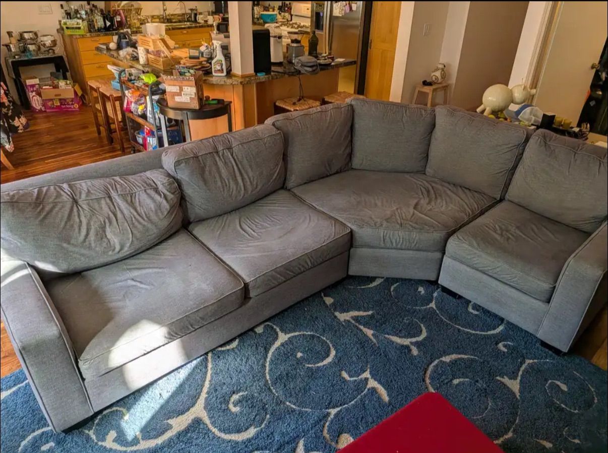 Gray L-Shape Sectional Sofa in Mint Shape