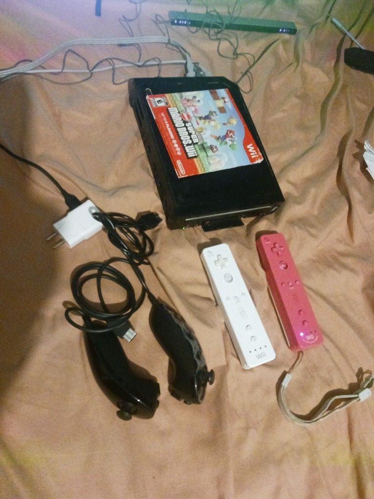 Nintendo Wii And Super Mario Bros