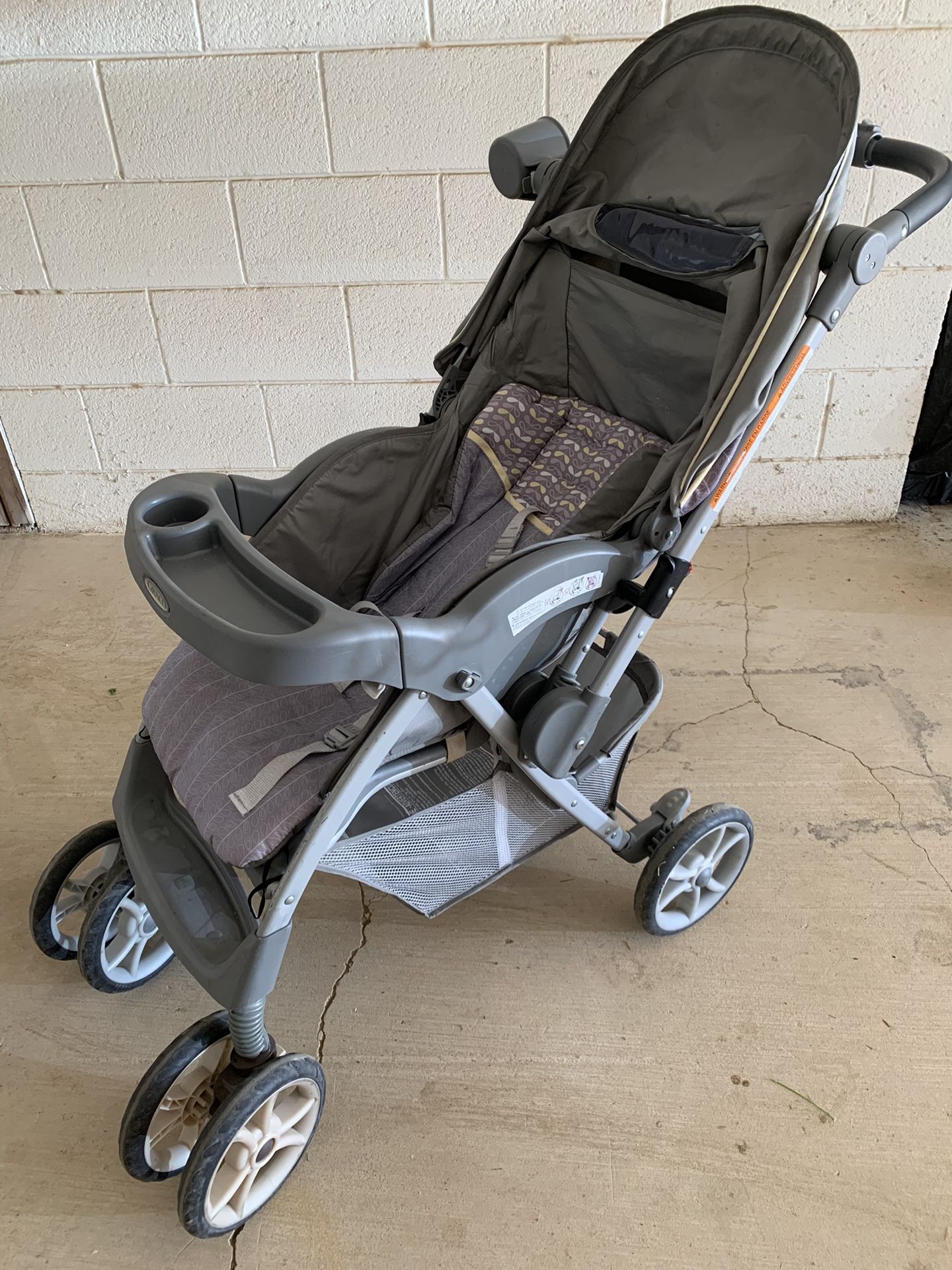 Baby stroller/ car seat/ high chair