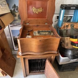 Regina Music Box