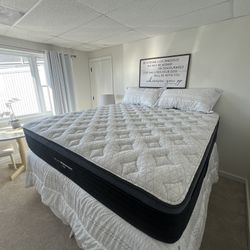 Helix Luxe Midnight King Mattress 