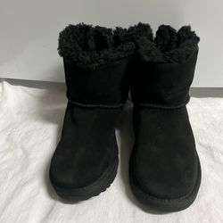 Black Ugg Boots 