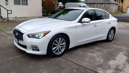 2014 INFINITI Q50 Hybrid