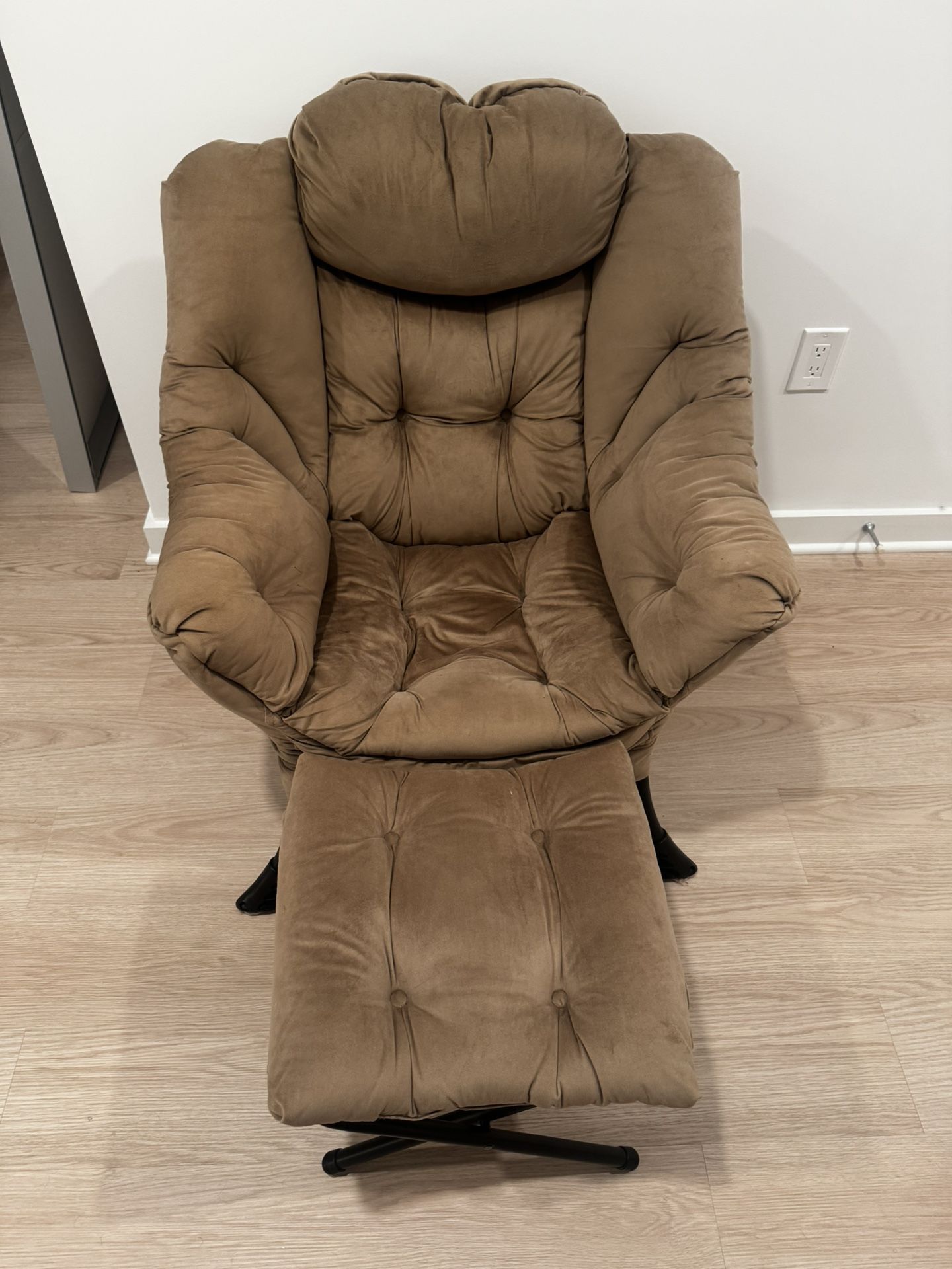 Lazy Chair With Ottoman Footrest