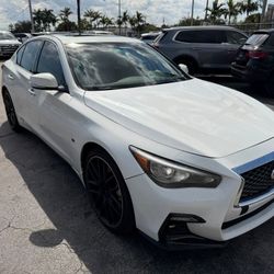 2015 Infiniti Q50